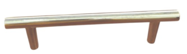 D025